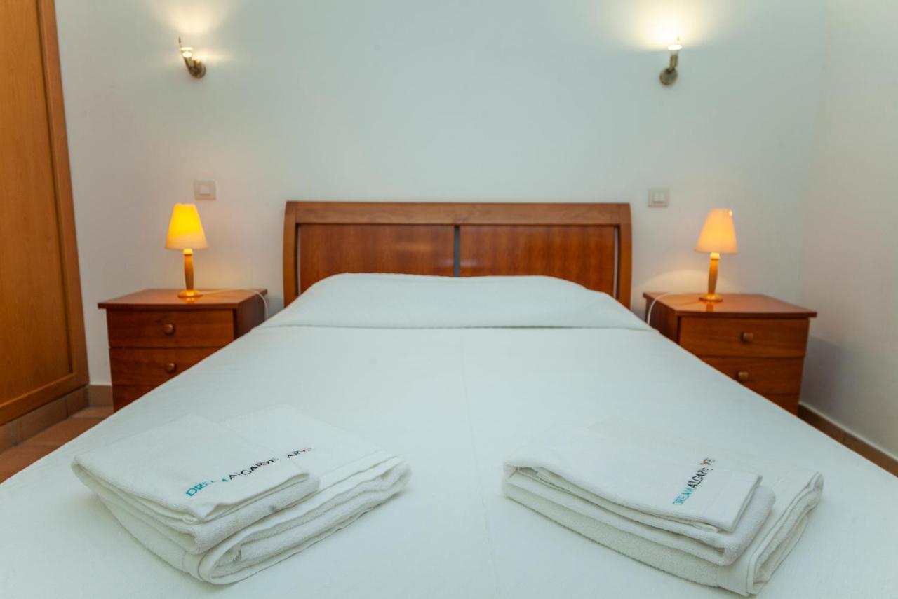 A11 - Marinapark Hill Beach Apartment ลากอส ภายนอก รูปภาพ